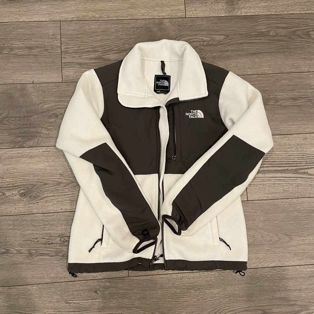 North Face Jacket Size Small